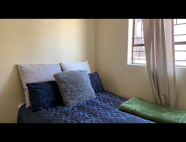 3 BEDROOM HOUSE FOR SALE IN KOSMOSDAL